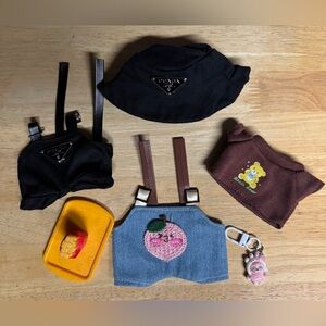 Labubu clothes / accessories